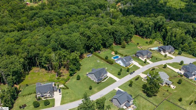 74 Modesto Lane, Simpsonville, SC 29681
