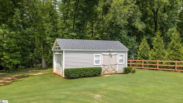74 Modesto Lane, Simpsonville, SC 29681