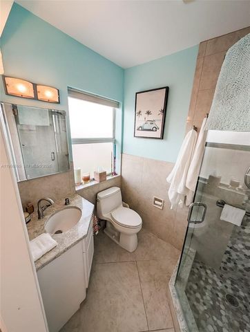 1501 S Surf Rd 21, Hollywood, FL 33019