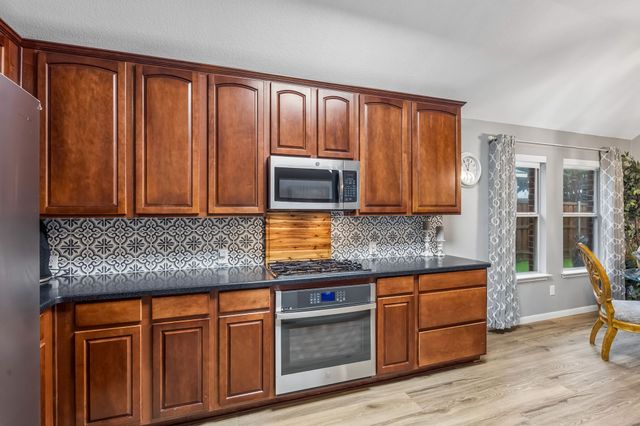 1545 Sandlewood Drive, Allen, TX 75002