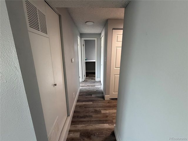209 E Highline Cir 209-202, Centennial, CO 80122
