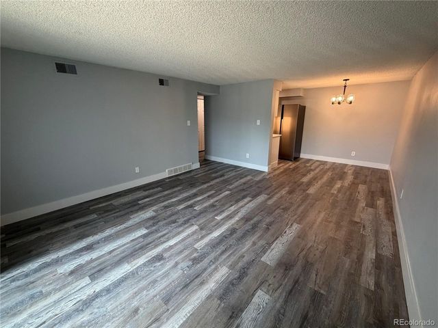 209 E Highline Cir 209-202, Centennial, CO 80122
