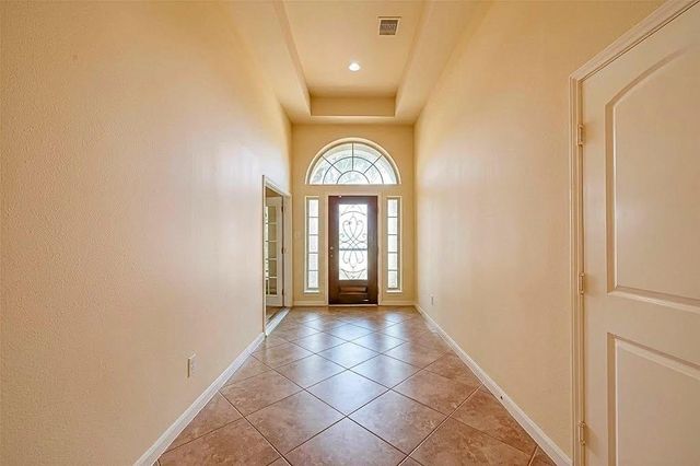 6206 Falling Briar Lane, Sugar Land, TX 77479