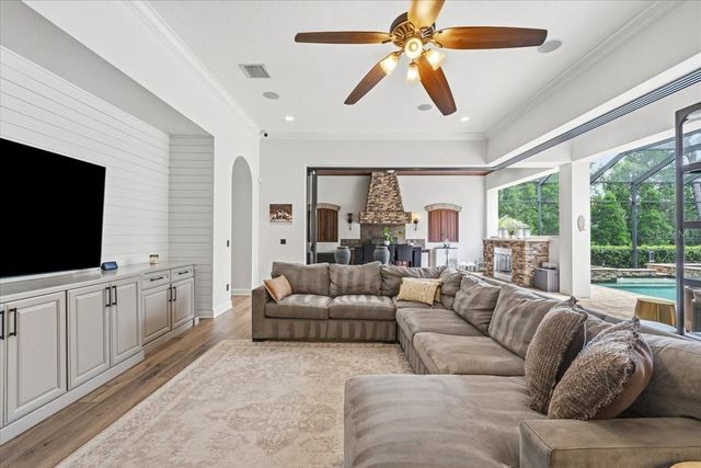 16303 DUNLINDALE DRIVE, Lithia, FL 33547