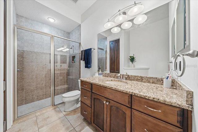 16303 DUNLINDALE DRIVE, Lithia, FL 33547