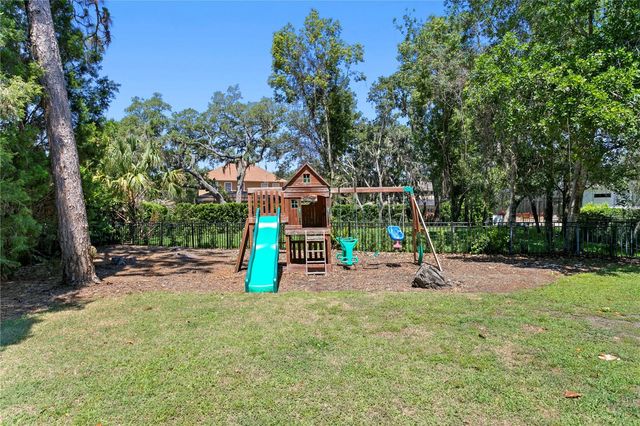 16303 DUNLINDALE DRIVE, Lithia, FL 33547