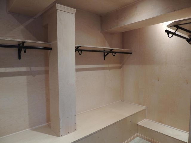 74 Rosehedge Lane, Oak Park, CA 91377