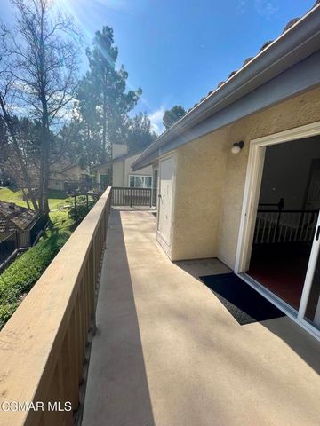 74 Rosehedge Lane, Oak Park, CA 91377