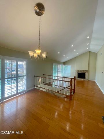 74 Rosehedge Lane, Oak Park, CA 91377