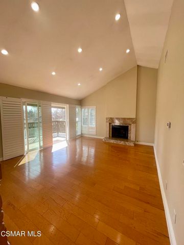 74 Rosehedge Lane, Oak Park, CA 91377