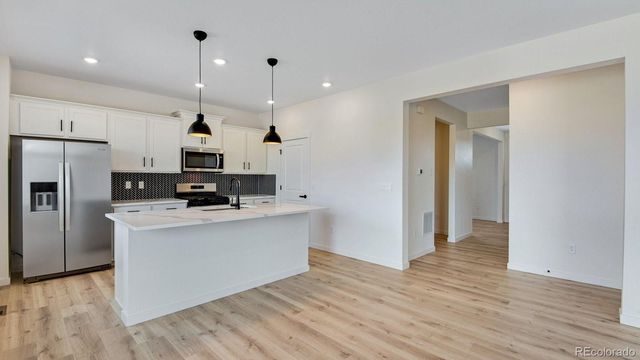 43092 Castle Stuart Street, Elizabeth, CO 80107