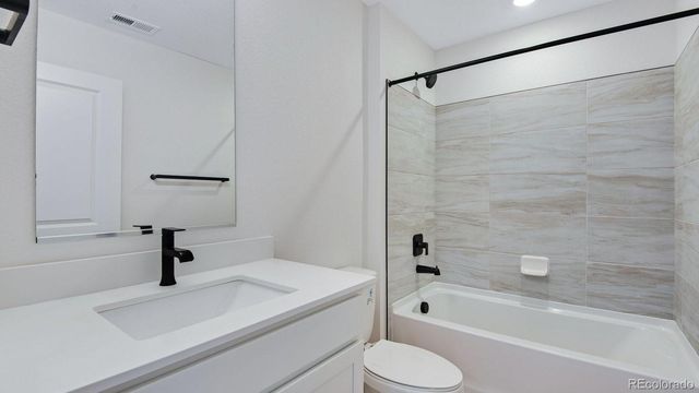 43092 Castle Stuart Street, Elizabeth, CO 80107