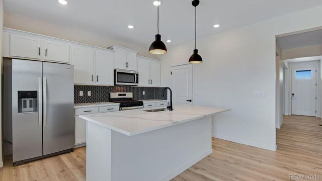 43092 Castle Stuart Street, Elizabeth, CO 80107