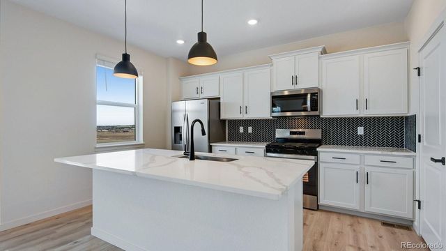 43092 Castle Stuart Street, Elizabeth, CO 80107