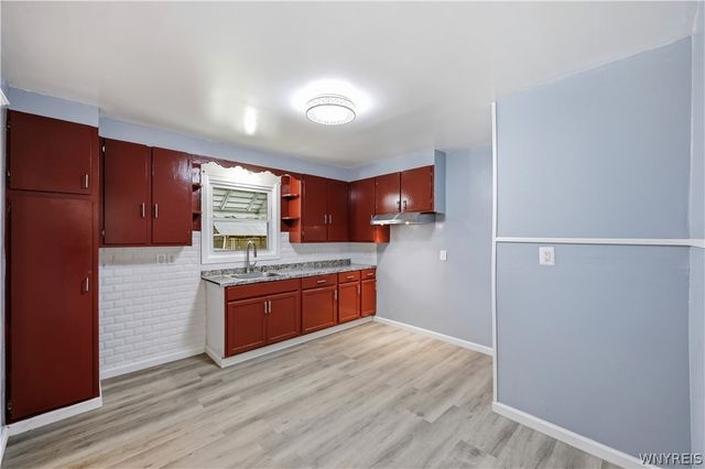 242 Newburgh Avenue, Buffalo, NY 14215