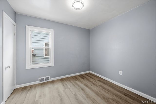 242 Newburgh Avenue, Buffalo, NY 14215