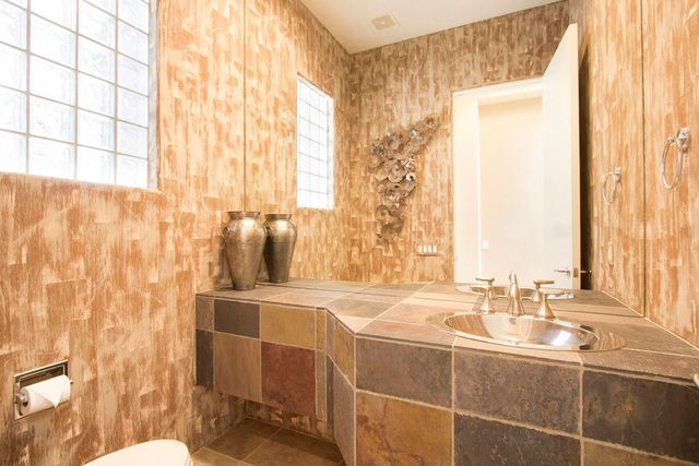 45750 Indian Canyon Road, Indian Wells, CA 92210