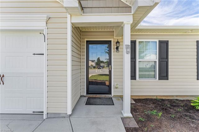 216 Florida Drive, Thomasville, NC 27360