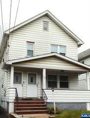 15 Bellevue Avenue, Belleville, NJ 07109