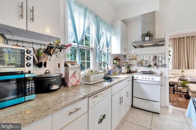 403 N HORNERS LN, Rockville, MD 20850