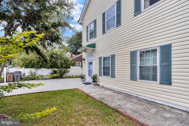 403 N HORNERS LN, Rockville, MD 20850