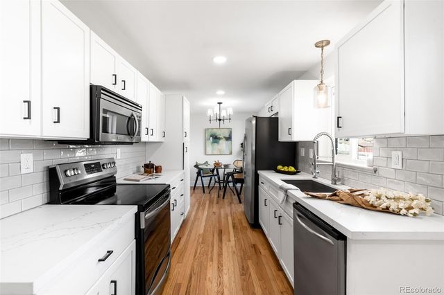 7625 W 23rd Place, Lakewood, CO 80214