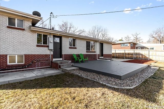 7625 W 23rd Place, Lakewood, CO 80214