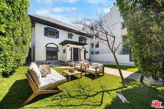 320 Westminster Avenue, Los Angeles, CA 90020