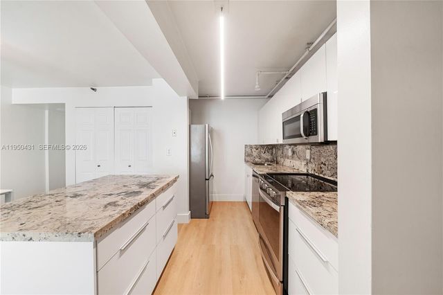 1035 West Ave 305, Miami Beach, FL 33139