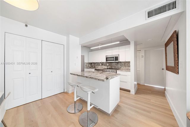 1035 West Ave 305, Miami Beach, FL 33139