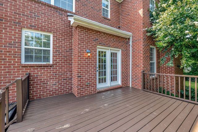 1019 Brixworth Dr, Thompsons Station, TN 37179