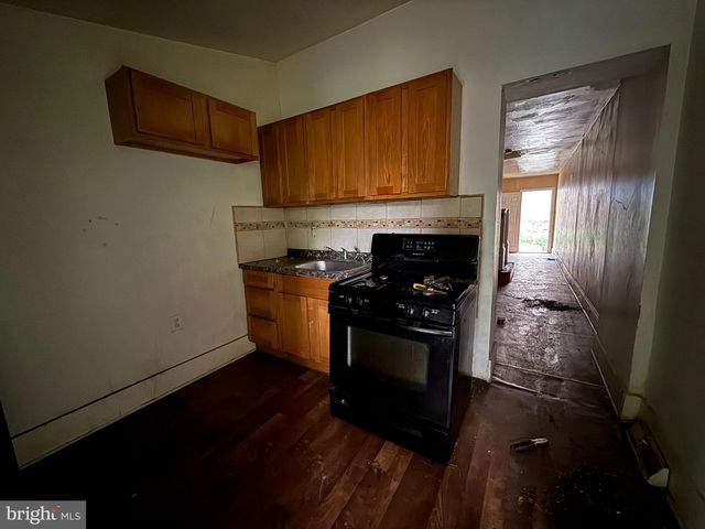 6258 N BEECHWOOD ST, Philadelphia, PA 19138