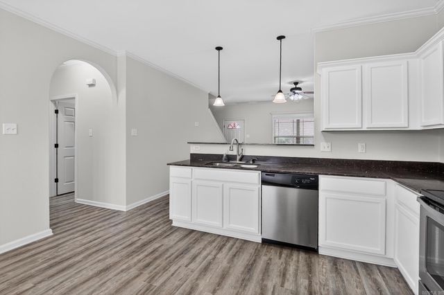 72 Earnhardt Circle, Cabot, AR 72023