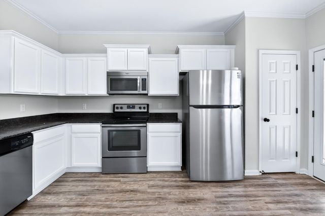 72 Earnhardt Circle, Cabot, AR 72023