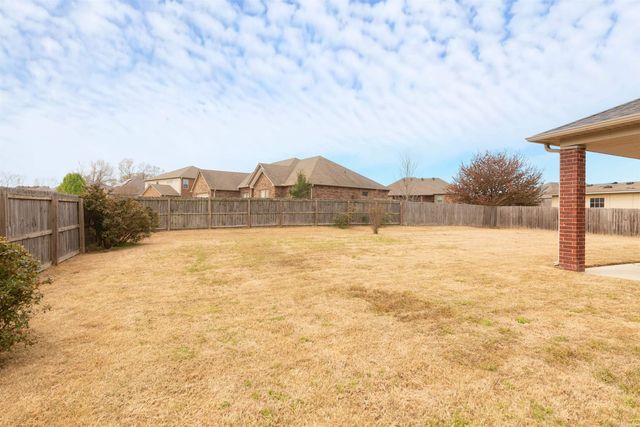 72 Earnhardt Circle, Cabot, AR 72023