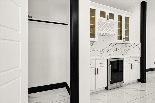 13106 Donegal B, Houston, TX 77047