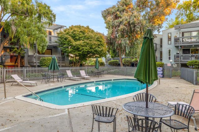 58 Laurie Meadows Drive 3, San Mateo, CA 94403