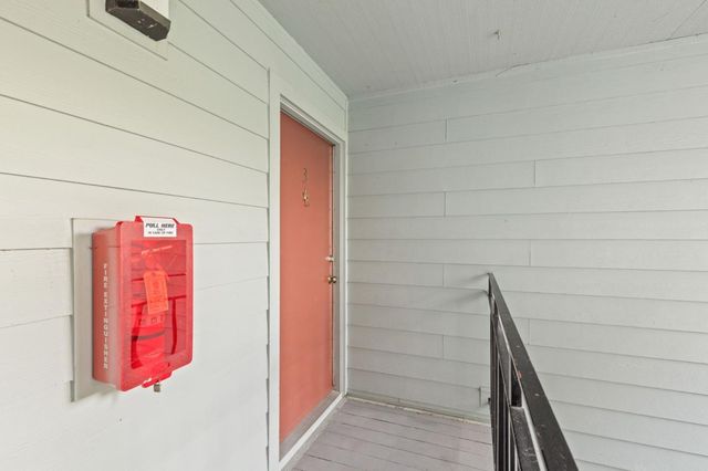 58 Laurie Meadows Drive 3, San Mateo, CA 94403
