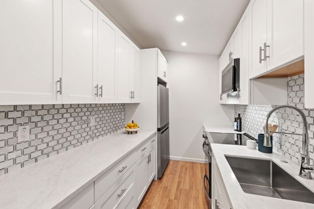 58 Laurie Meadows Drive 3, San Mateo, CA 94403