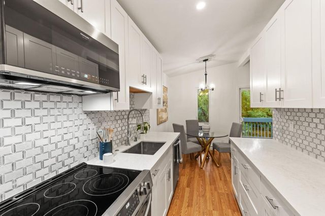 58 Laurie Meadows Drive 3, San Mateo, CA 94403