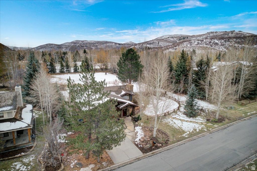 Image 20 of property listing at 2350 LUCKY JOHN DR, Park City, UT 84060