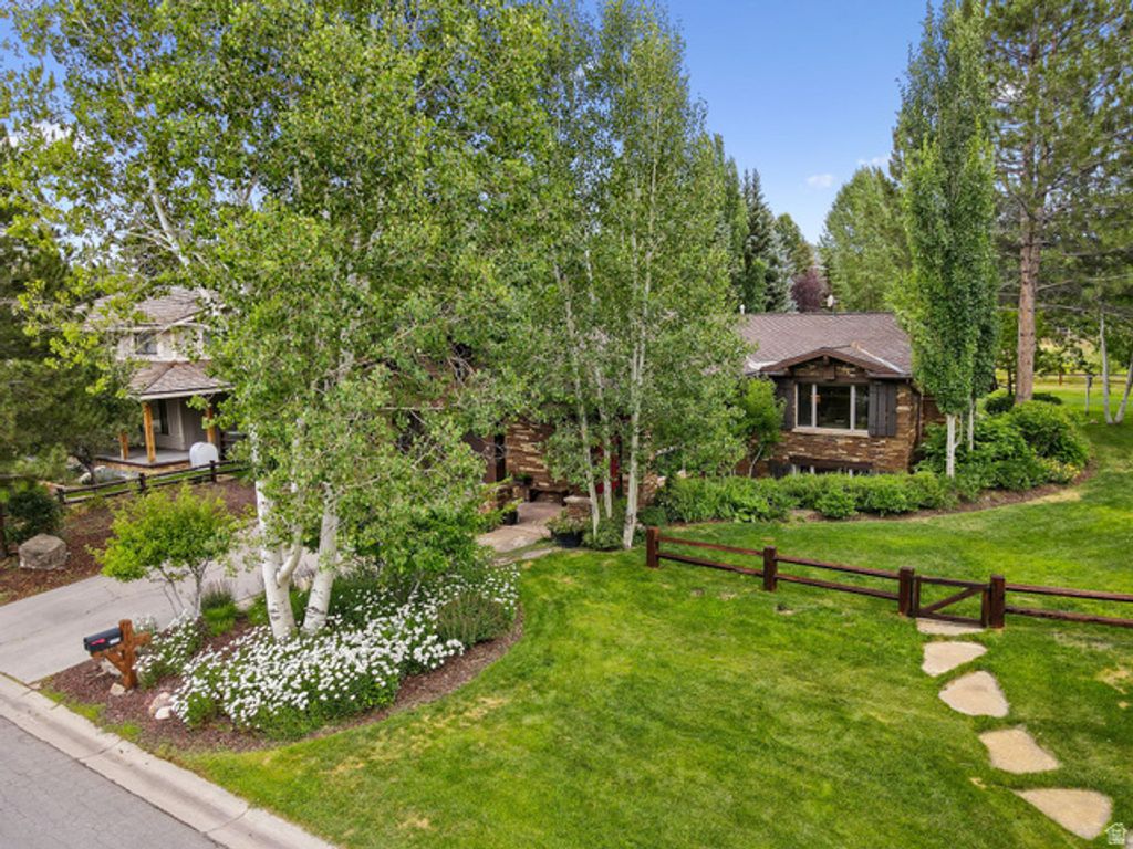 Image 24 of property listing at 2350 LUCKY JOHN DR, Park City, UT 84060