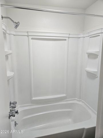 1313 E VISTA Avenue 4, Phoenix, AZ 85020