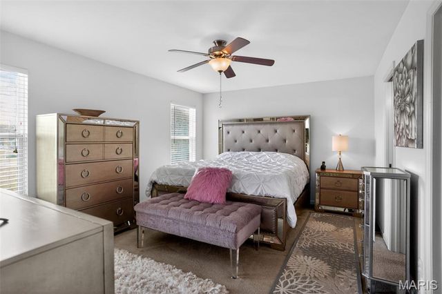 153 Berry Manor Circle, St Peters, MO 63376