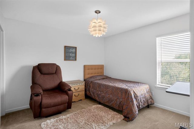 153 Berry Manor Circle, St Peters, MO 63376