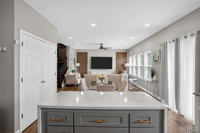 153 Berry Manor Circle, St Peters, MO 63376