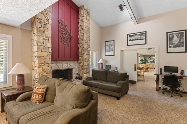 8975 Lawrence Welk Drive 45, Escondido, CA 92026