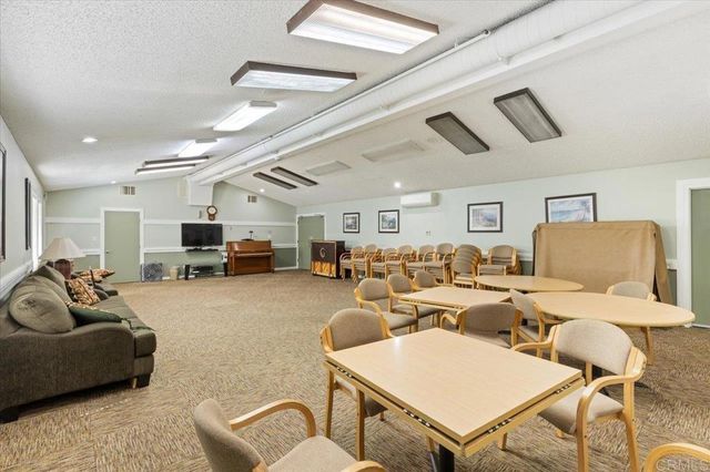 8975 Lawrence Welk Drive 45, Escondido, CA 92026