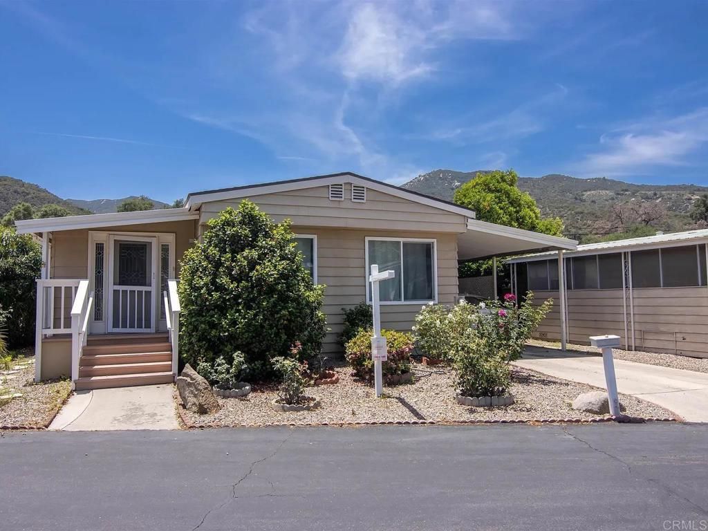 8975 Lawrence Welk Drive 45, Escondido, CA 92026