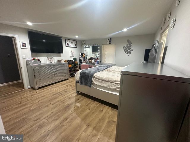 422 GRANT AVE, Waterford Works, NJ 08089